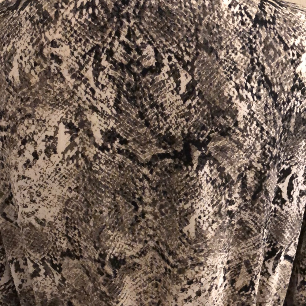Blouse - Picture 3 of 3